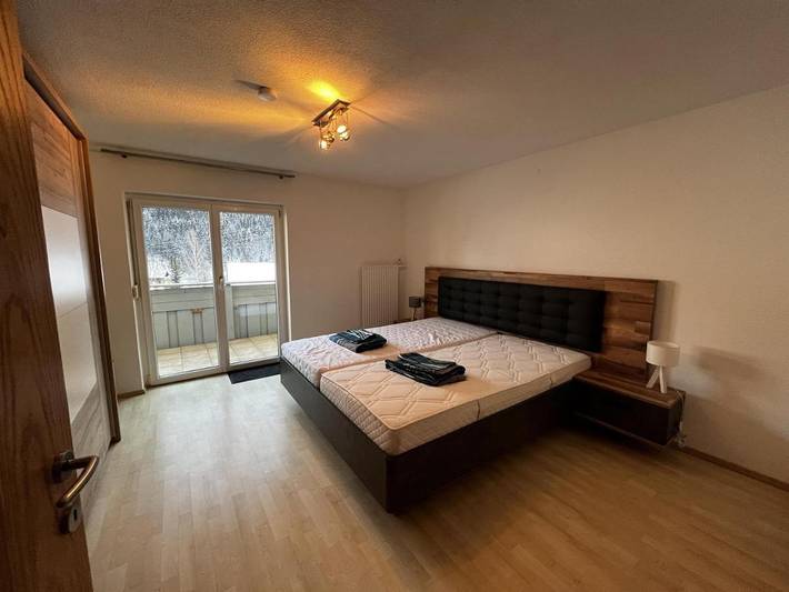 Ferienwohnung für 8 Personen, mit Balkon in Dalaas
