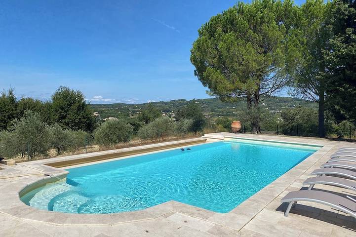 Maison de campagne pour 12 personnes, avec jardin