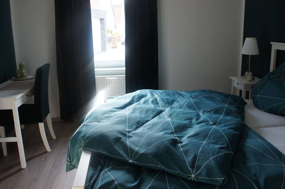 Ganze Wohnung, Gemütlich & Liebevoll ** Ferienwohnung \"An der Lindenallee\" 0160/8196879 in Bad Rothenfelde, Osnabrücker Land
