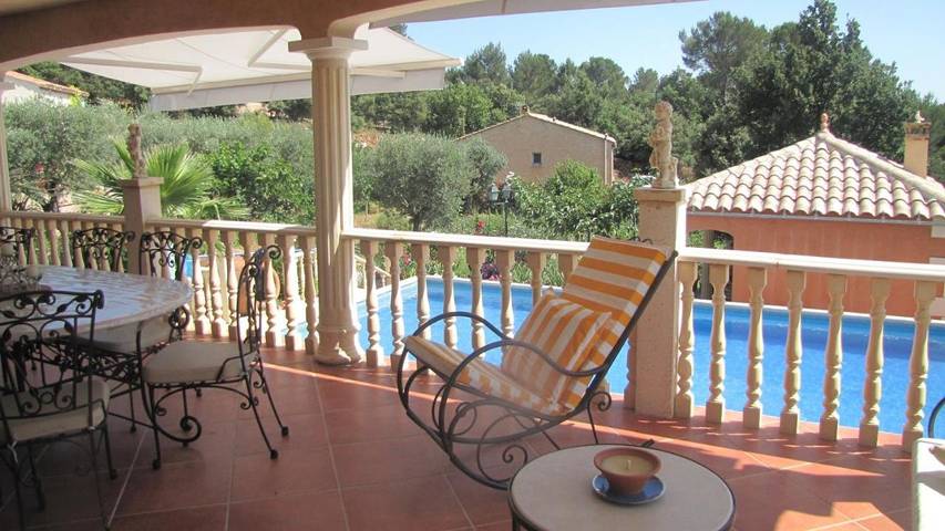 Gîte pour 2 personnes, avec piscine et terrasse à Flassans-sur-Issole - 4