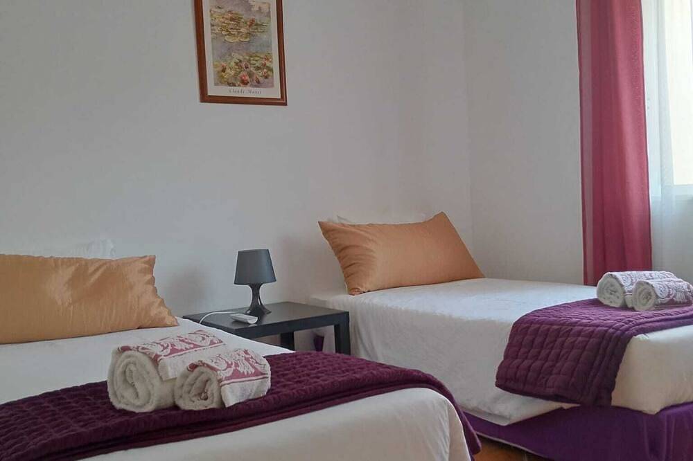 Villa Nuria - Zentral gelegen, nur wenige Minuten von Quinta do Lago und Vale do Lobo entfernt in Almancil, Parque Natural da Ria Formosa