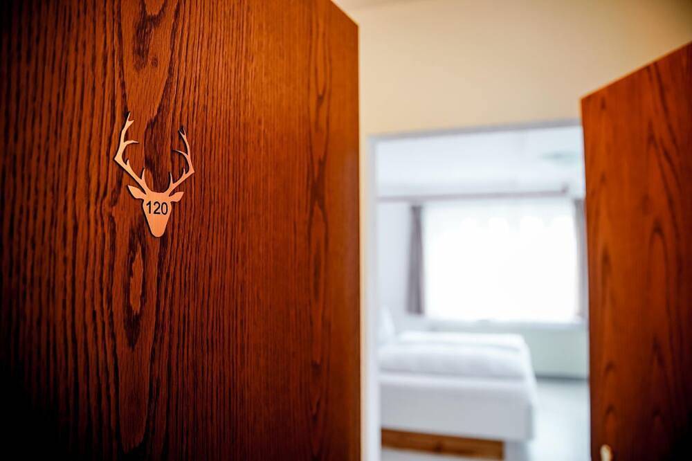 Komfortables und vielseitiges Zimmer –Perfekt für Erholung, Arbeit und Austausch in Züschen, Winterberg