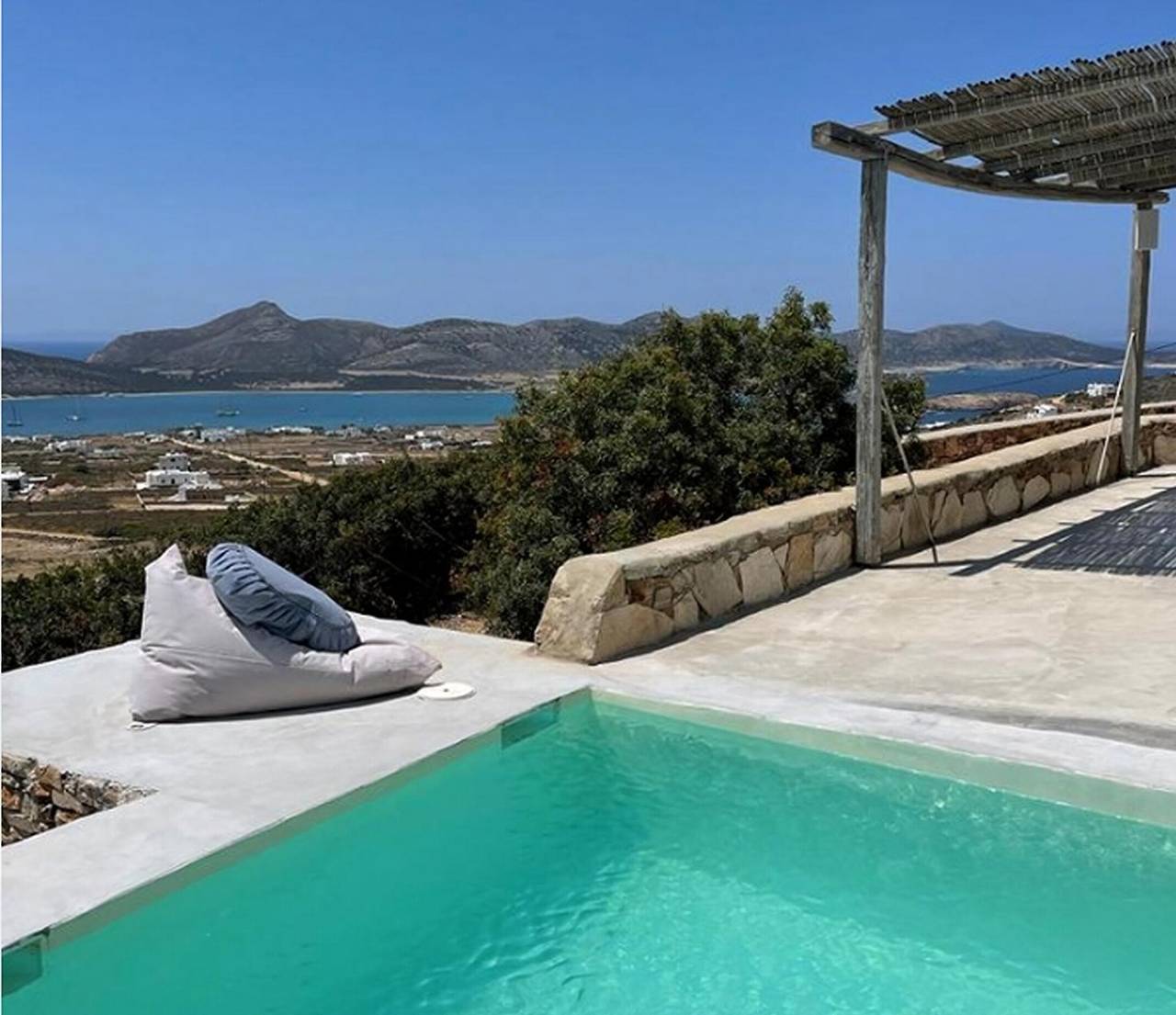 Cute Antiparos Villa | 1 Bedroom | Villa Sunset | Amazing Sea Views & Private Plunge Pool | Agios Georgios in Unidad Regional de Paros