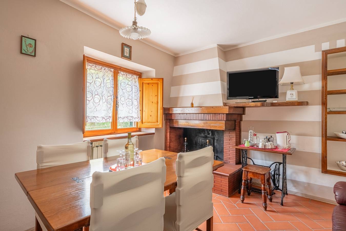 Holiday Home 'Casa Del Rio' with Garden & Wi-Fi in Capannori, Provinsen Lucca