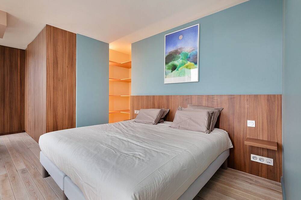 Apartamento entero, New Duplex With Double Terrace, Fully Equipped in Montreuil, Sena-Saint Denis