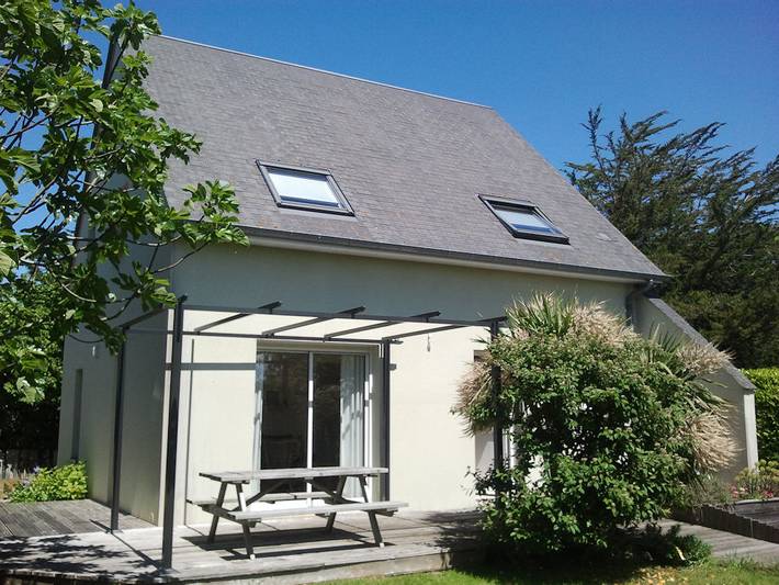 Gîte pour 6 personnes, avec terrasse et jardin à Montmartin-sur-Mer - 4