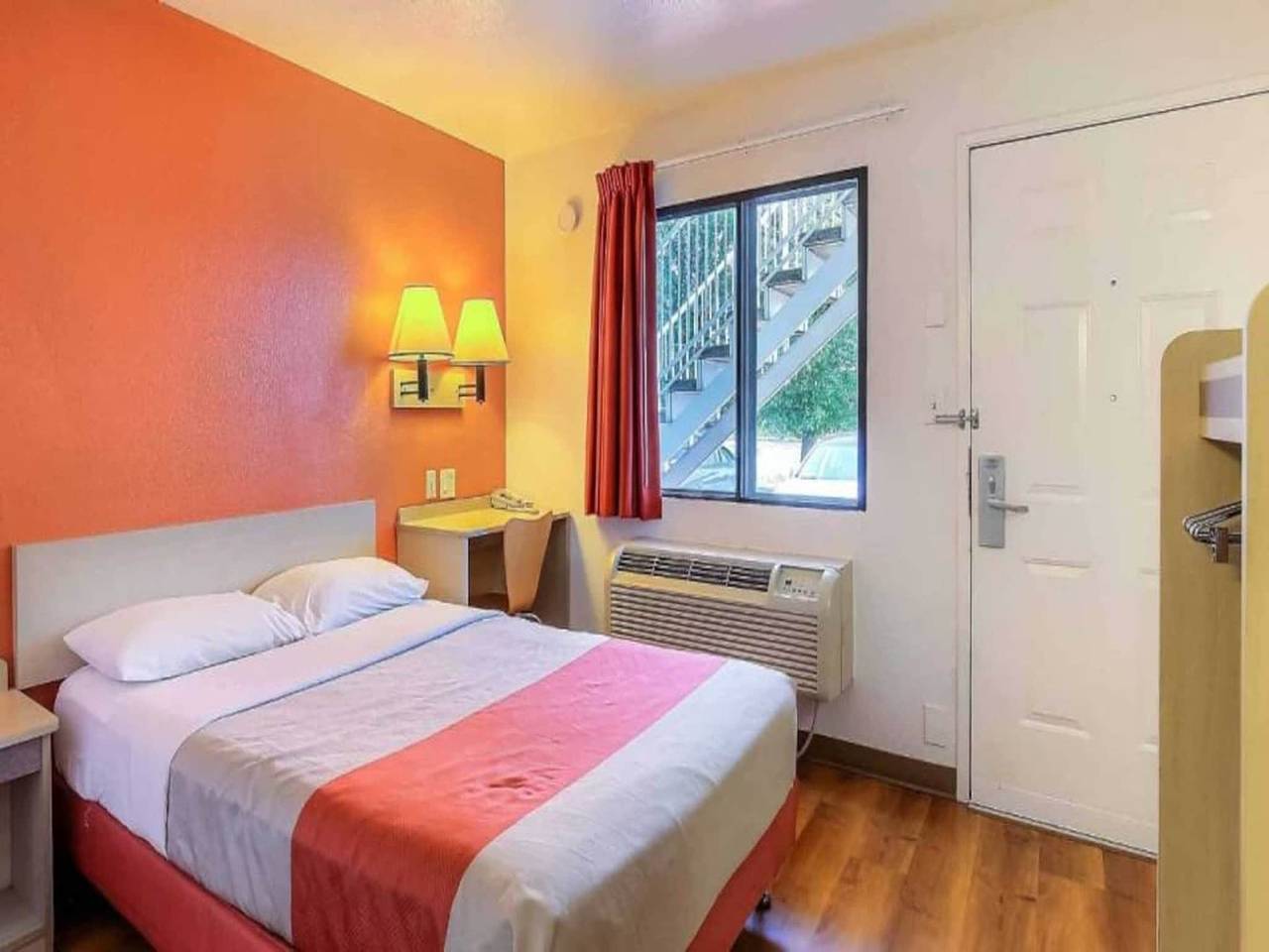 Ganze Wohnung, 1 Doppelbett | Barrierefrei/Badewanne in Pinole, Contra Costa County