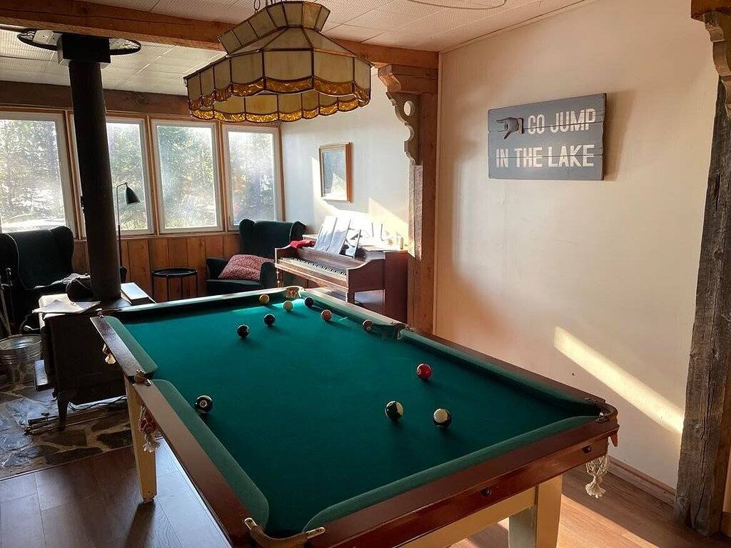 Serendipity Lodge - 200ft clear waterfront swimming! Zip Line, Hot Tub, Sauna! in Hastings Highlands, Ontario