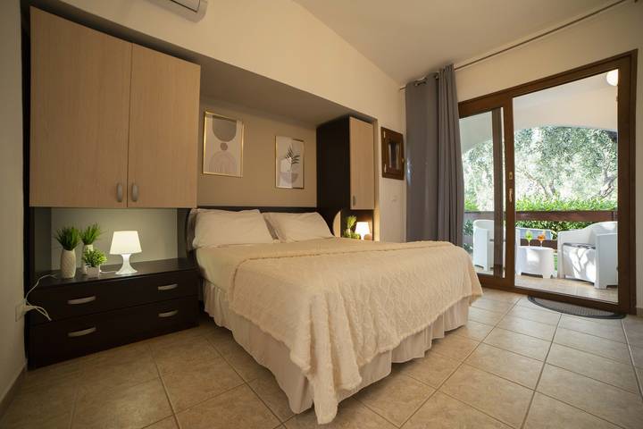 Ferienhaus "melograno" mit Pool und Privatstrand in Mattinata, Gargano