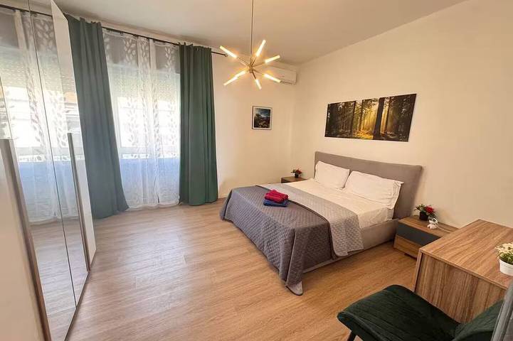 Appartement entier, Casa Arianna: Spacious 4Br Village Home – 5 Min Drive to Beach in Valledoria, Province de Sassari