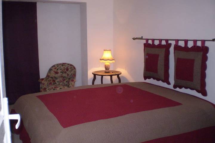 Location de vacances pour 12 personnes, avec jardin à Creysse - 3