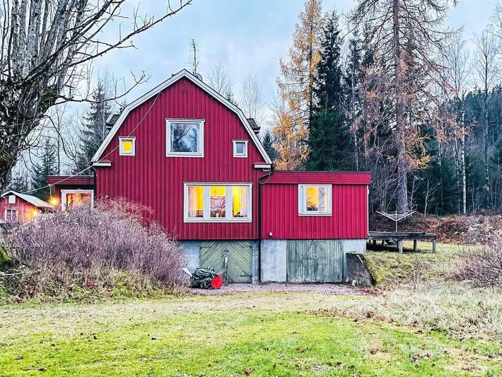 Ferienhaus für 6 Personen, mit Garten und Seeblick, kinderfreundlich in Dalsland - 2