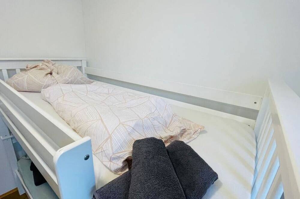 Ganze Wohnung, Room in Top 2 Vila Rebuli! For 4 people! in Leoben, Östliche Obersteiermark