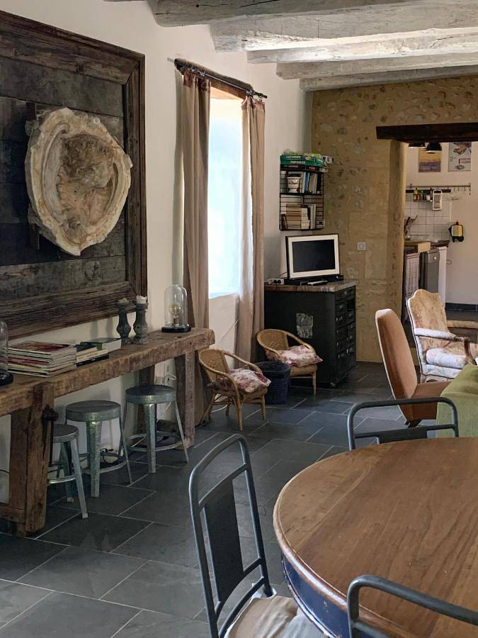 Gîte pour 9 personnes, avec piscine ainsi que jardin et vue à Bars - 4