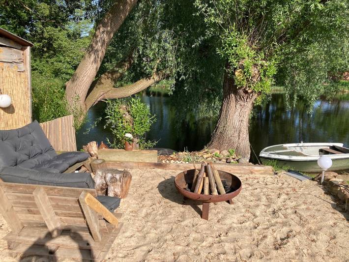 Ferienwohnung für 4 Personen, mit Garten und Seeblick