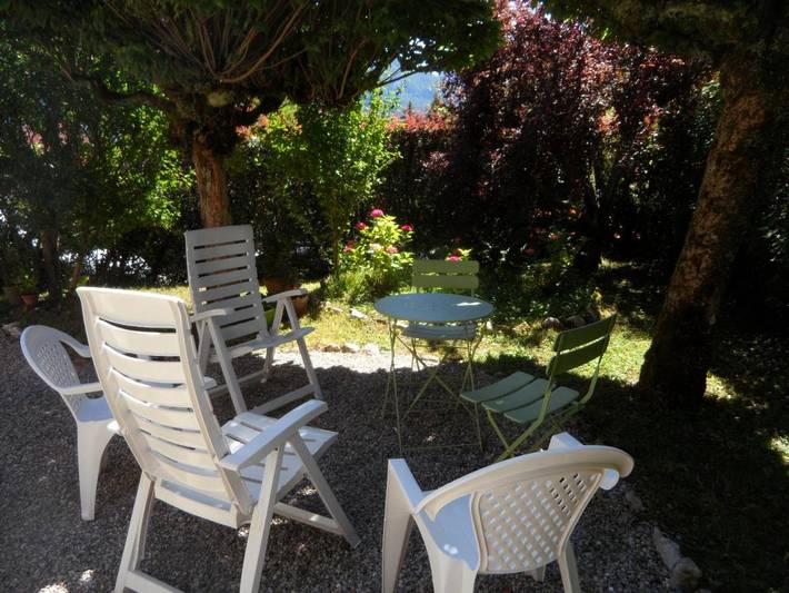 Chambre d’hôte pour 2 personnes, avec vue et jardin sur le Lac d'Annecy - 3