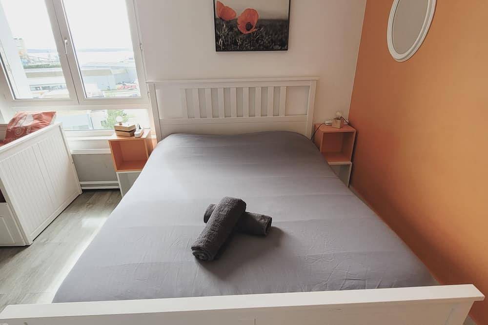 Ganze Wohnung, Studio-Eigenes Badezimmer-Meerblick in Brest, Brest und Umgebung