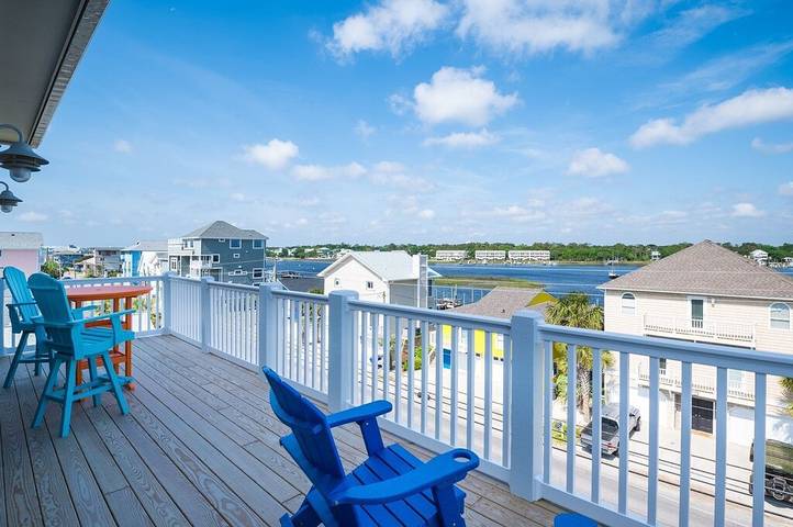 Vacation house for 12 people, with balcony, with pets in North Carolina