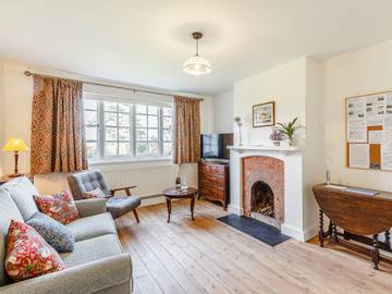 Log Cabin for 9 People in Essex, East of England, Photo 2