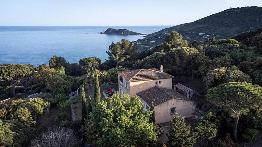 Villa pour 10 personnes, avec jardin et vue