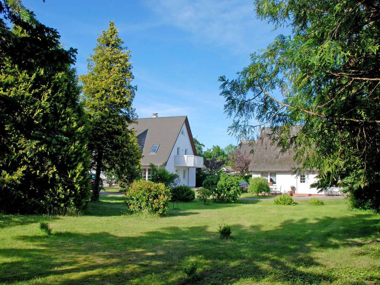 Ganze Ferienwohnung, Ferienwohnungen an der Hagenschen Wiek auf Rügen - Ferienwohnung Vilm mit Sonnenterrasse in Middelhagen, Mönchgut