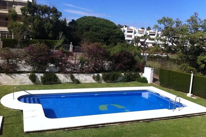 Appartement de vacances pour 6 personnes, avec piscine ainsi que balcon et jardin - 1