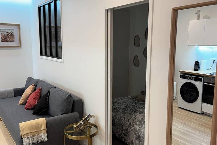 Ganze Wohnung, 2-room apartment, new/fully renovated, sleeps 4 in Montrouge, Hauts-de-Seine