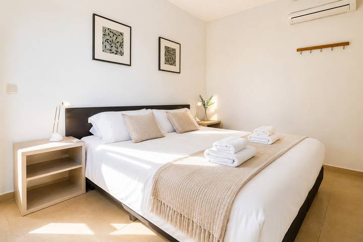 Apartamento entero, Apartamento de vacaciones para 4 personas con balcón in Sitges, Garraf