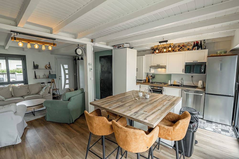 Spacious home w/ garden in Bordeaux in Caudéran (Bordeaux), Bordeaux