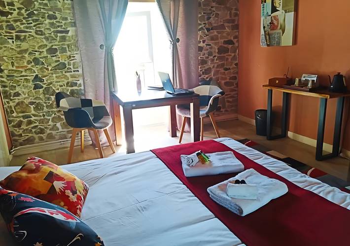 Chambre d’hôte pour 2 personnes, avec jardin, adapté aux familles dans Parc naturel régional des Marais du Cotentin et du Bessin - 3