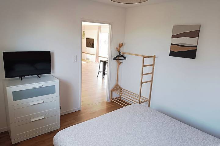 Location de vacances pour 4 personnes, avec jardin et terrasse dans Plage de Tréompan - 2