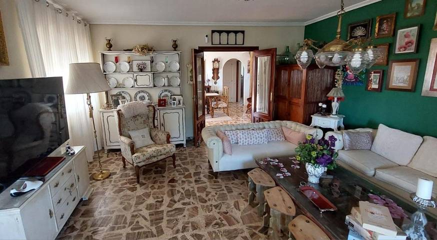 Casa de vacaciones para 8 personas, con vistas además de piscina y balcón en Provincia de Guadalajara - 4