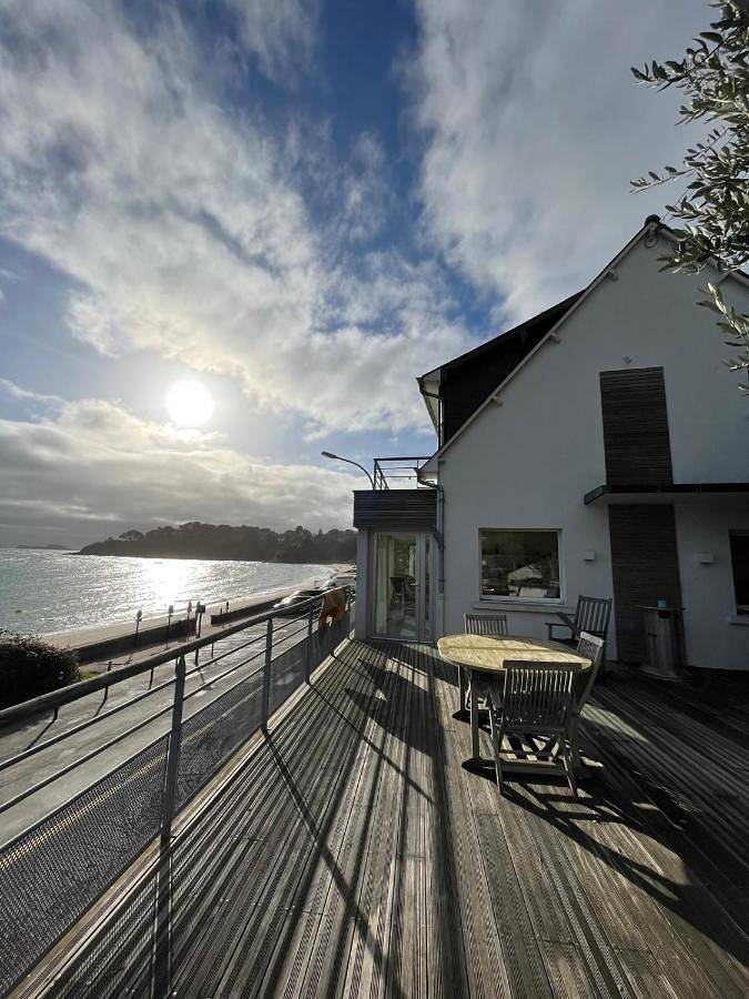 Gîte pour 6 personnes, avec vue et terrasse dans Port Mer
