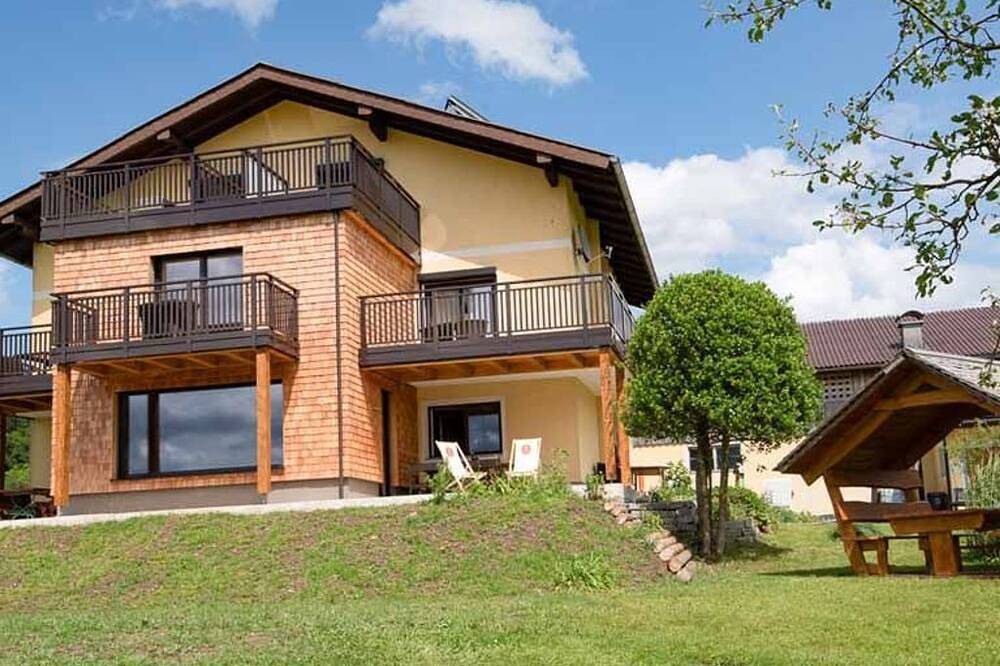 Ganze Wohnung, Ferienwohnung Zweisamkeit - Bauernhof Schöbringer in Weyregg am Attersee, Traunviertel