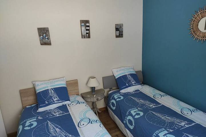 Location de vacances pour 4 personnes, avec terrasse ainsi que jacuzzi et jardin, animaux acceptés dans Plage de Puys - 3