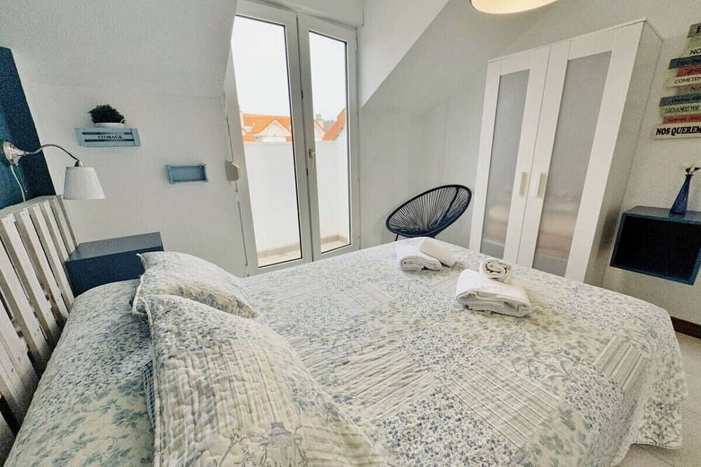Ganze Wohnung, Dúplex con piscina en la playa - La Arena 4509 in Arnuero, Kantabrische Küste
