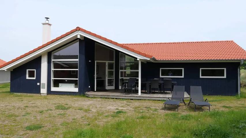 Ferienhaus für 11 Personen, mit Whirlpool und Terrasse sowie Sauna, mit Haustier