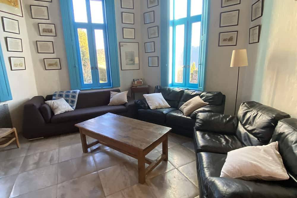 Maison Maris - Petit château de caractère in Roquefixade, Ariège
