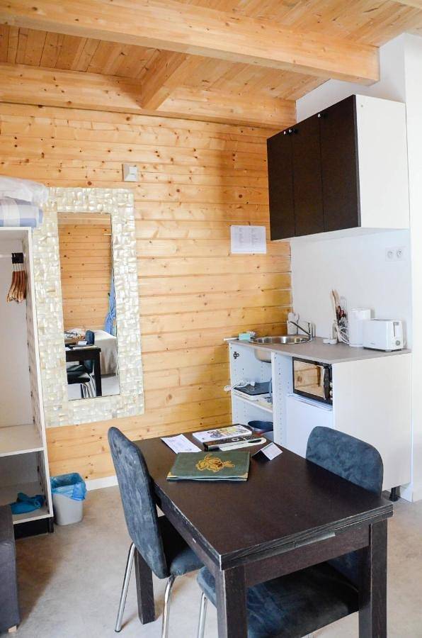 Appartement de vacances pour 2 personnes, avec Terrasse ainsi que Jacuzzi et Jardin à Chalon-sur-Saône