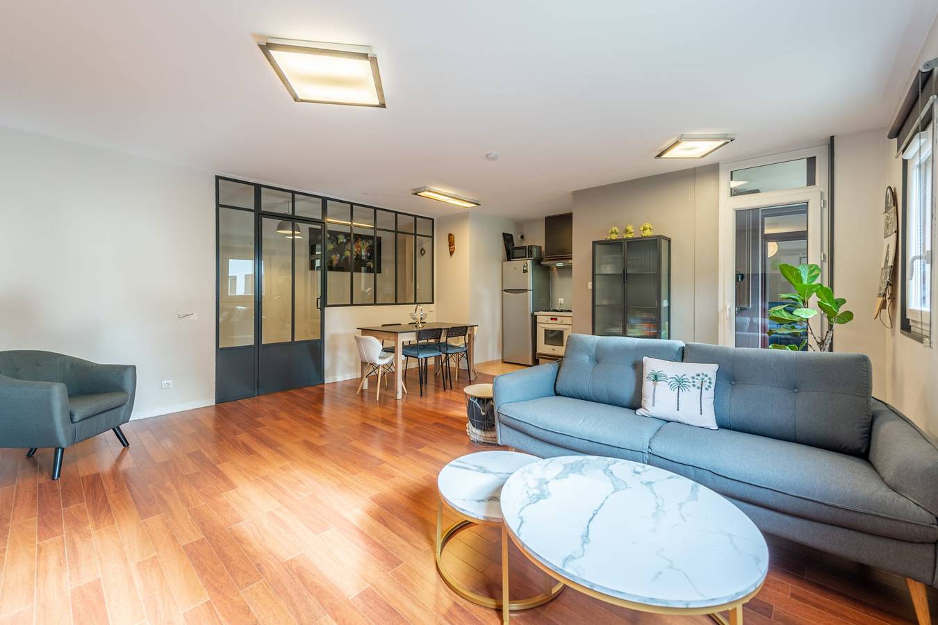 Ganze Wohnung, Ferienwohnung für 4 Personen mit Balkon in Annecy, Annecy (Gemeinde)