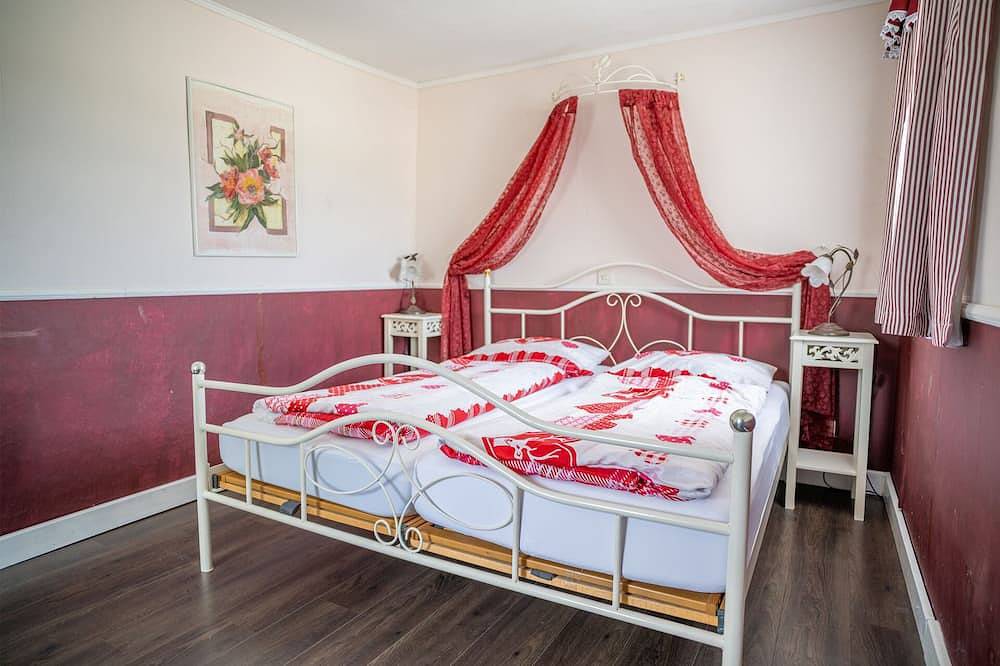 Ganze Wohnung, Ferienwohnung Rustika in Kirchanschöring, Rupertiwinkel