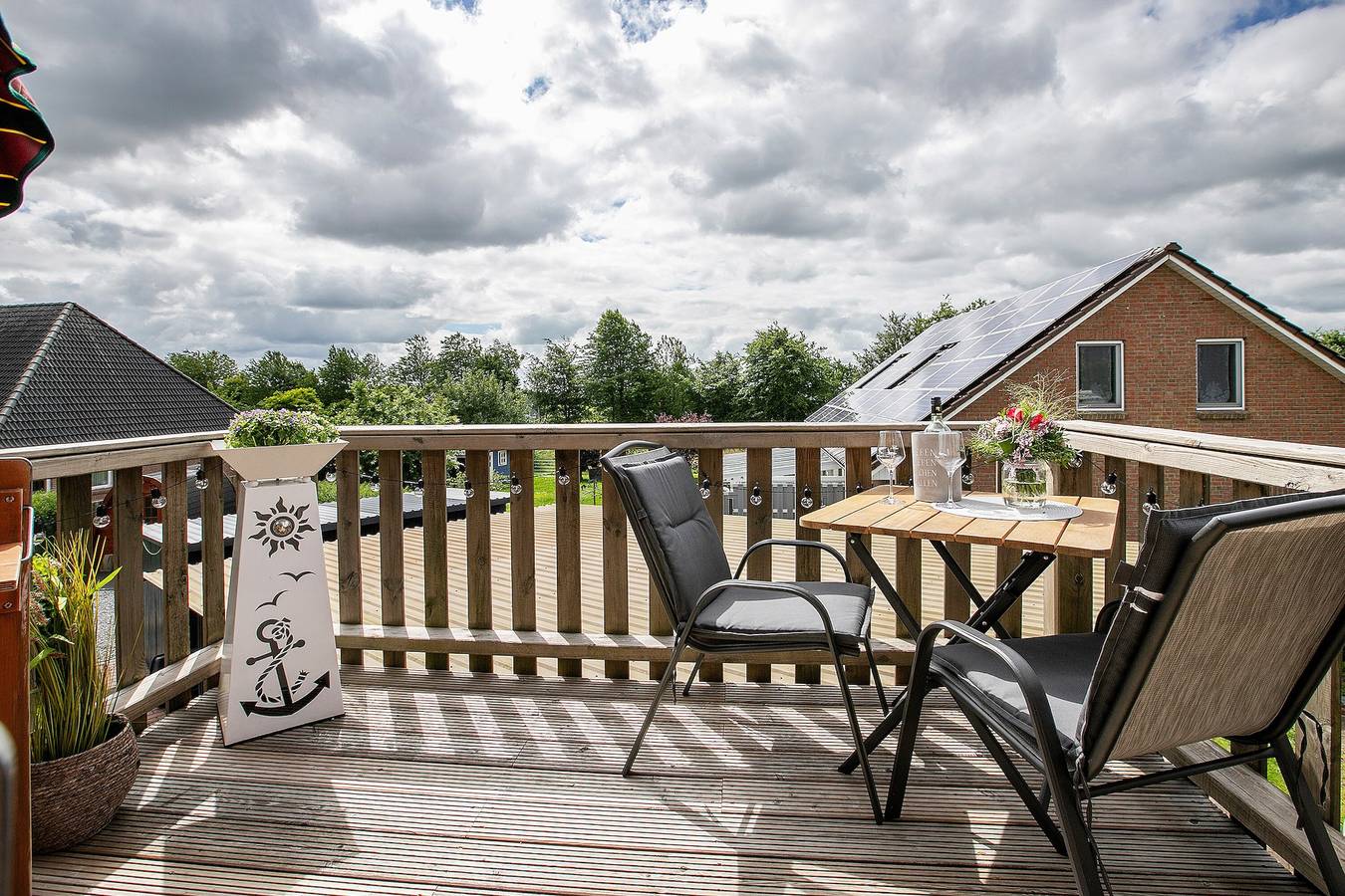Ganze Wohnung, Ferienwohnung Huus 39" mit Gemeinschaftsgarten, Balkon und Wlan in Ostenfeld (Husum), Eider-Treene-Sorge