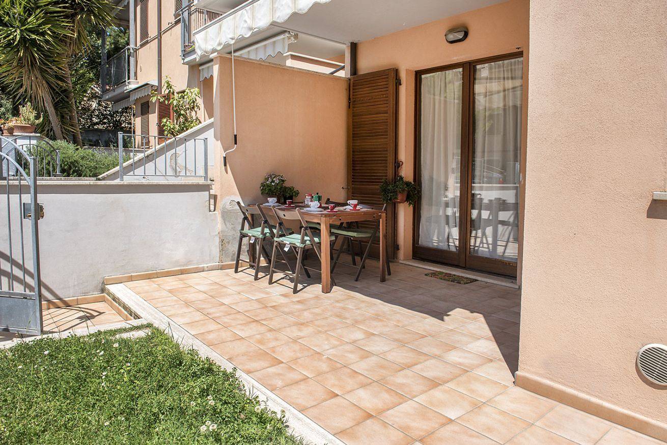 Appartement entier, S255 - Sirolo, new three-room apartment a stone's throw from the center in Sirolo, Riviera del Conero
