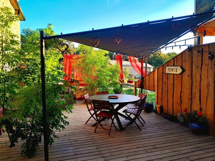 Gîte pour 4 personnes, avec vue et terrasse, animaux acceptés à Tence - 3