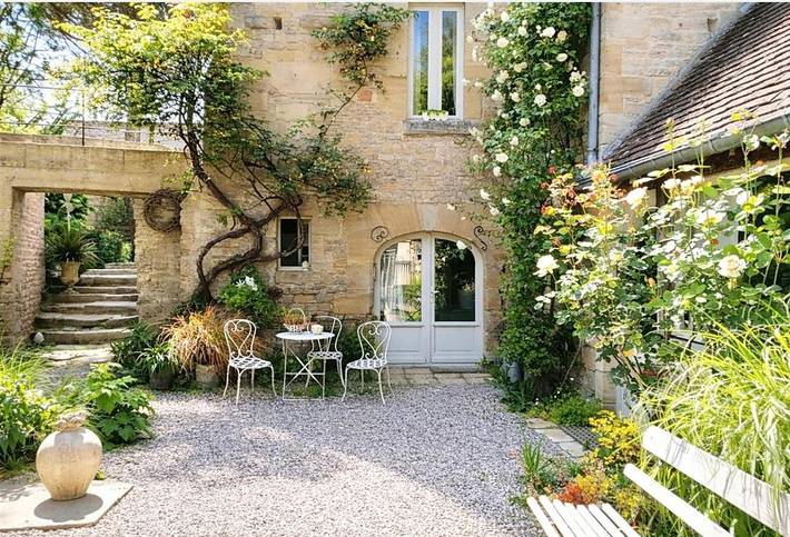 Location de vacances pour 2 personnes, avec Terrasse ainsi que Jardin et Vue à Reviers