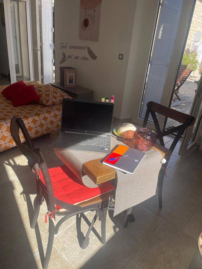 Alojamiento y desayuno para 2 personas, con jardín y terraza - 1