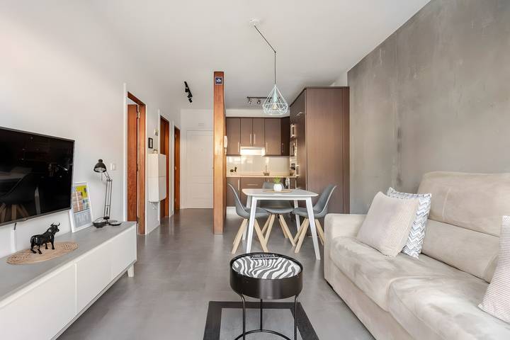 Apartamento entero, Apartamento Sunset Gabriela con cerca de la playa con piscina compartida y terraza descubierta in Las Caletillas, Candelaria