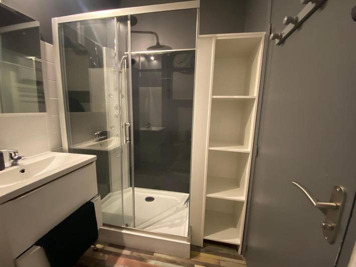 Gîte pour 4 personnes, avec jardin ainsi que vue et piscine à Santa-Lucia-di-Moriani - 3