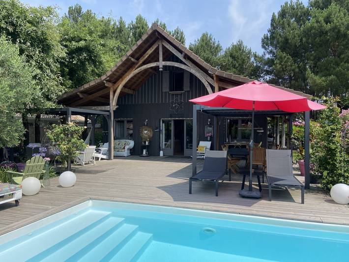 Chambre d’hôte pour 2 personnes, avec jardin ainsi que jacuzzi et piscine en Gironde