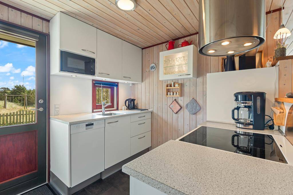 Gemütliches Ferienhaus mit teils eingezäuntem Grundstück in Bjerregård, Holmsland Klit
